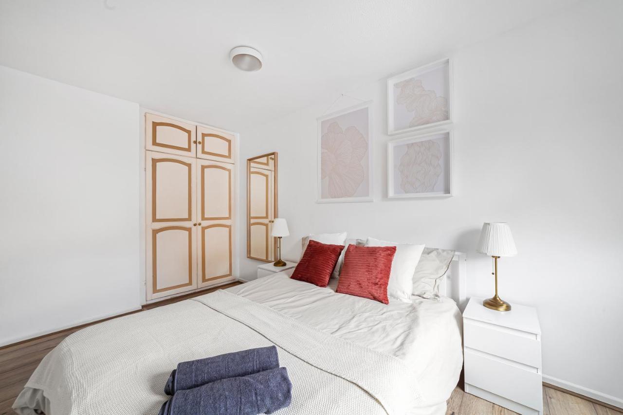 Arte Stays - 3-Bedroom Bright House London, Haggerston, Garden, Parking, 8 Min Walk To Haggerston Station, Weekly Or Monthly Stays, Serviced Accommodation - 7 Guests Ngoại thất bức ảnh