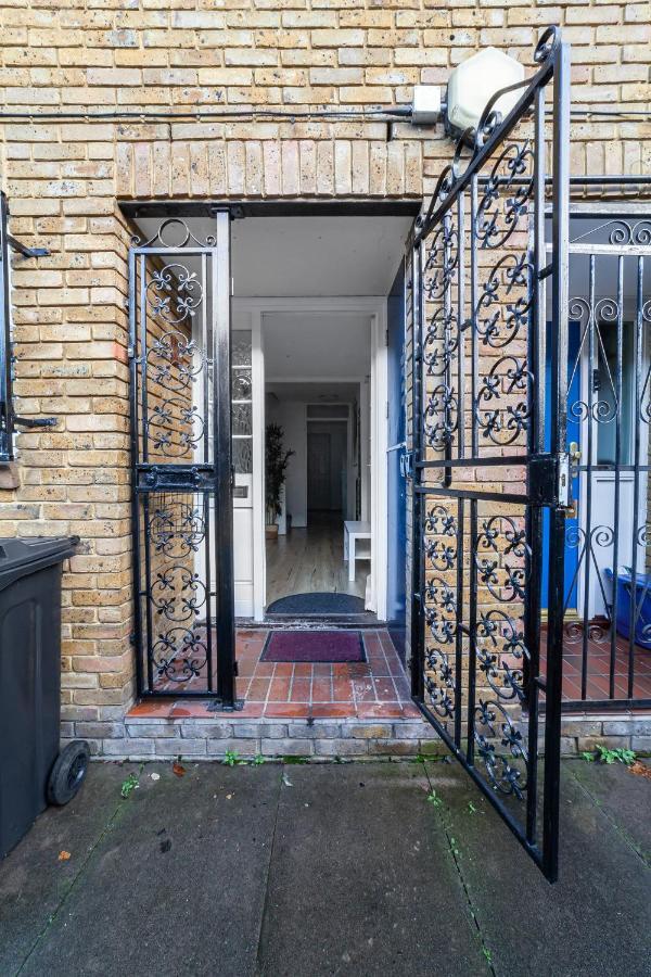 Arte Stays - 3-Bedroom Bright House London, Haggerston, Garden, Parking, 8 Min Walk To Haggerston Station, Weekly Or Monthly Stays, Serviced Accommodation - 7 Guests Ngoại thất bức ảnh